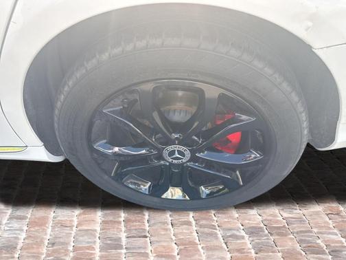 Diamond White Metallic 2018 Mercedes-Benz C-Class C 300 4MATIC