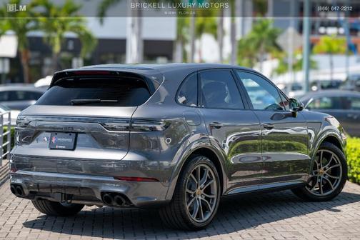 2023 Porsche Cayenne GTS