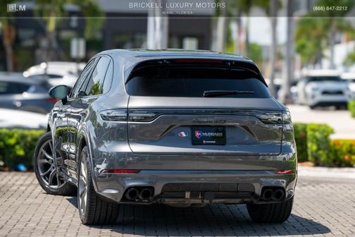 2023 Porsche Cayenne GTS