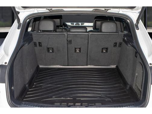 2017 Porsche Macan Turbo