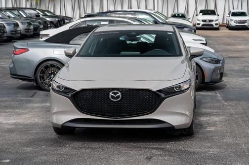 2023 Mazda Mazda3 FWD w/Preferred Package