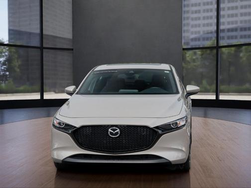 2023 Mazda Mazda3 FWD w/Preferred Package