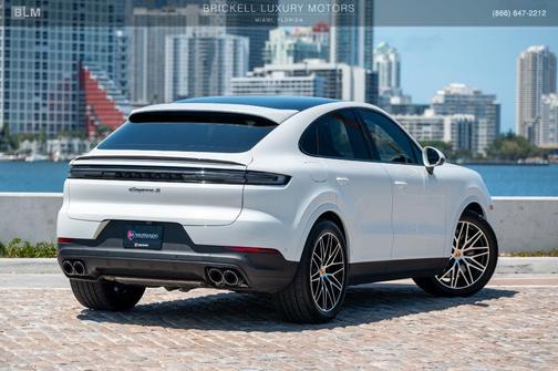 2024 Porsche Cayenne S Coupe AWD
