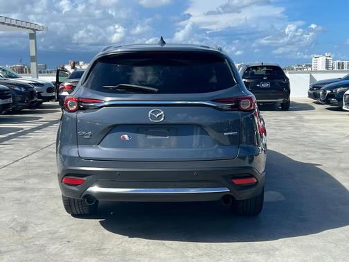 2023 Mazda CX-9 Carbon Edition