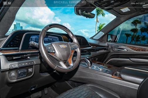 2022 Cadillac Escalade ESV Sport Platinum