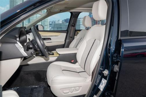 2025 Mazda CX-90 S Premium Plus