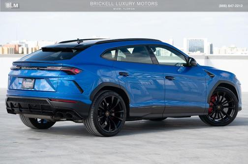 2022 Lamborghini Urus Base