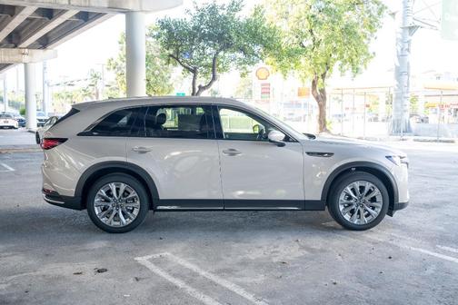 2026 Mazda CX-90 Premium Plus