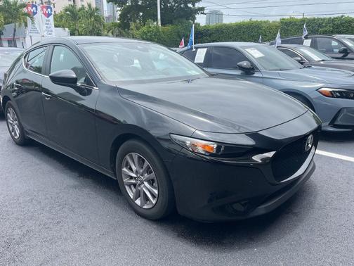 2022 Mazda Mazda3 s