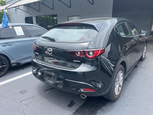2022 Mazda Mazda3 s