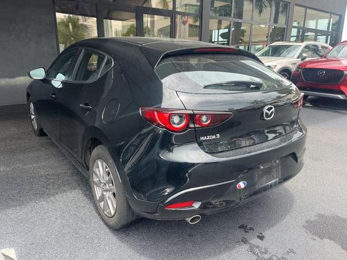 2022 Mazda Mazda3 s