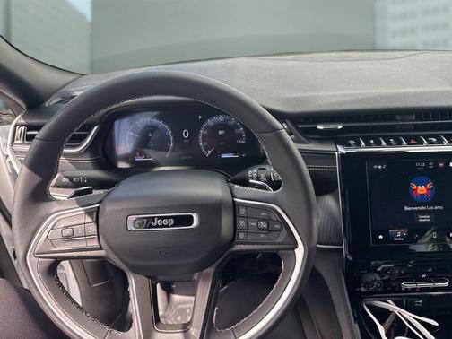 2024 Jeep Grand Cherokee L Laredo