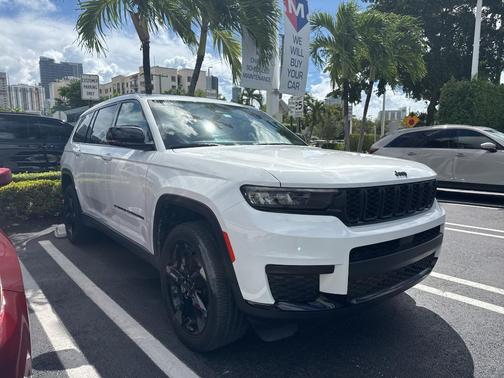 2024 Jeep Grand Cherokee L Laredo
