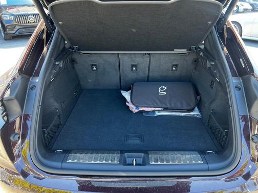 2025 Porsche Macan 4