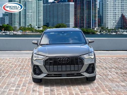 Chronos Gray Metallic 2022 Audi Q3 45 S line Premium