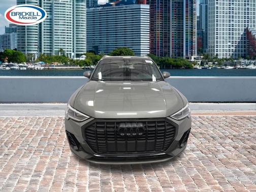 Chronos Gray Metallic 2022 Audi Q3 45 S line Premium