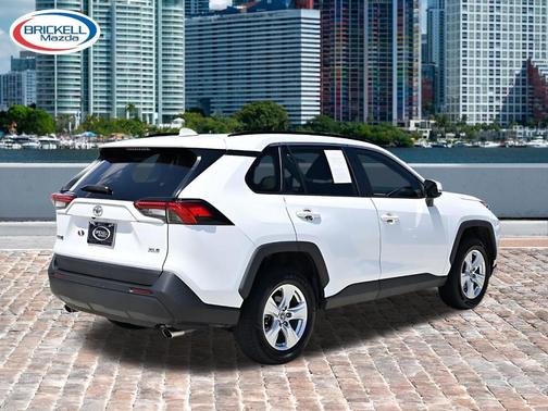 Super White 2021 Toyota RAV4 XLE