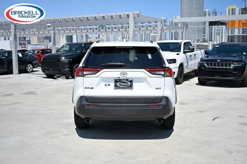 Super White 2021 Toyota RAV4 XLE