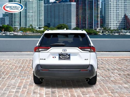 Super White 2021 Toyota RAV4 XLE