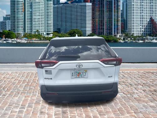 Super White 2021 Toyota RAV4 XLE