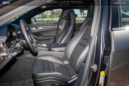 2023 Porsche Panamera Platinum Edition