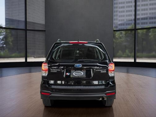 2017 Subaru Forester 2.5i