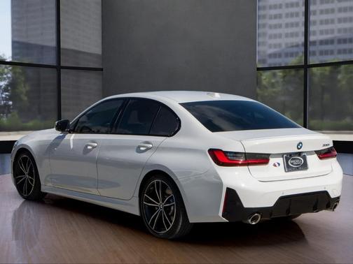 2023 BMW 330 i