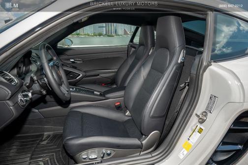 2024 Porsche 718 Cayman S