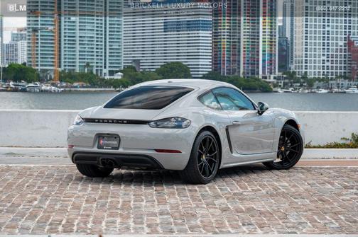 2024 Porsche 718 Cayman S