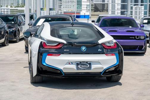 2016 BMW i8 Base