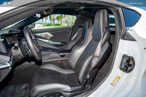 2025 Chevrolet Corvette Stingray w/2LT