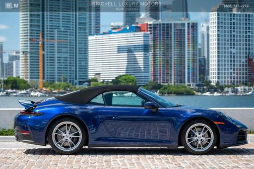 2025 Porsche 911 Carrera