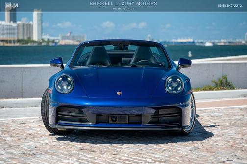 2025 Porsche 911 Carrera