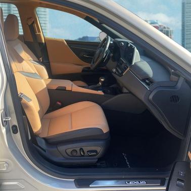 2025 Lexus ES 350 350