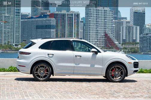 2019 Porsche Cayenne Base