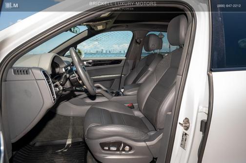 2019 Porsche Cayenne Base