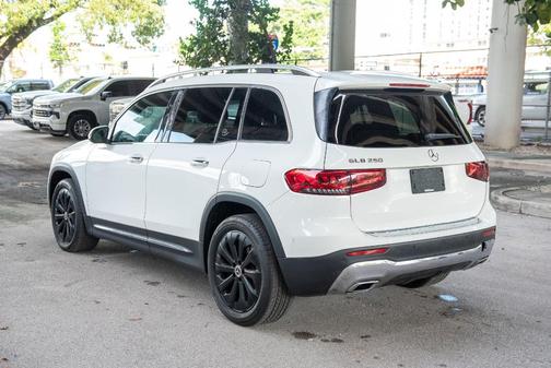 2023 Mercedes-Benz GLB 250 Base