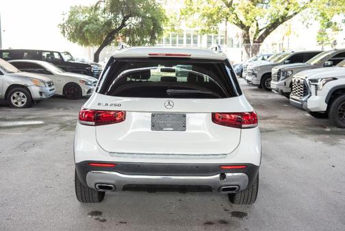 2023 Mercedes-Benz GLB 250 Base