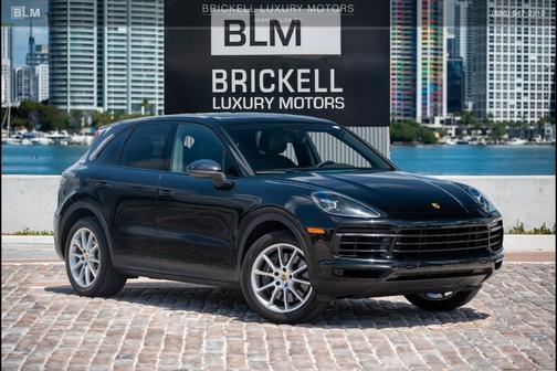 2022 Porsche Cayenne Base