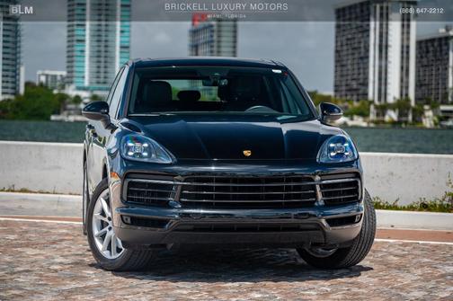 2022 Porsche Cayenne Base