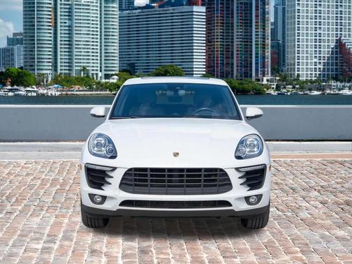2018 Porsche Macan Base