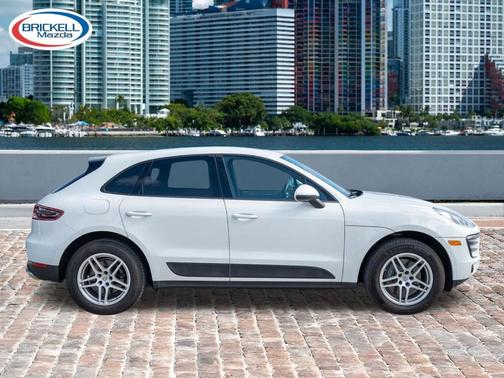 2018 Porsche Macan Base