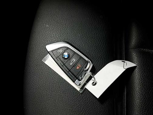 2022 BMW X2 sDrive28i