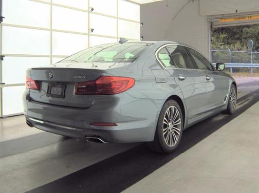 2018 BMW 540 i