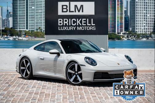 2025 Porsche 911 Carrera