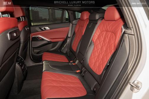 2025 BMW X6 M60i