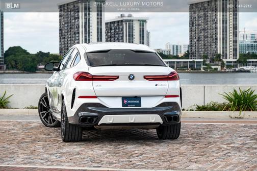 2025 BMW X6 M60i