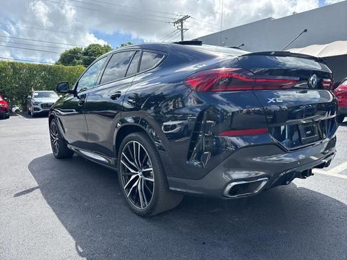 2021 BMW X6 sDrive40i