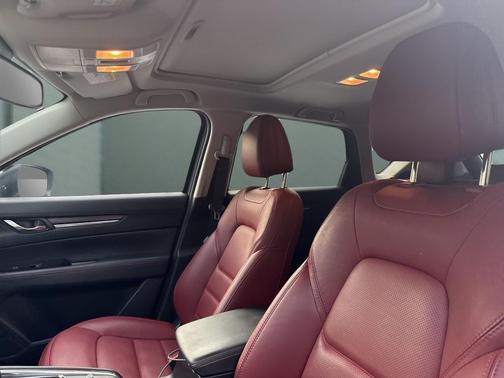 2023 Mazda CX-5 Carbon Edition