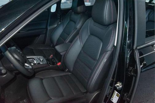 Jet Black Mica 2025 Mazda CX-5 2.5 S Carbon Edition